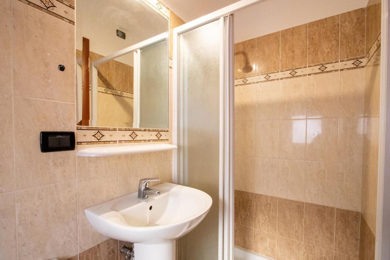 B&B Colorful Suite Yard Рим Екстериор снимка