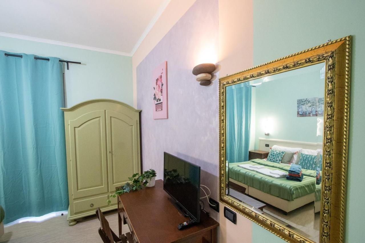 B&B Colorful Suite Yard Рим Екстериор снимка