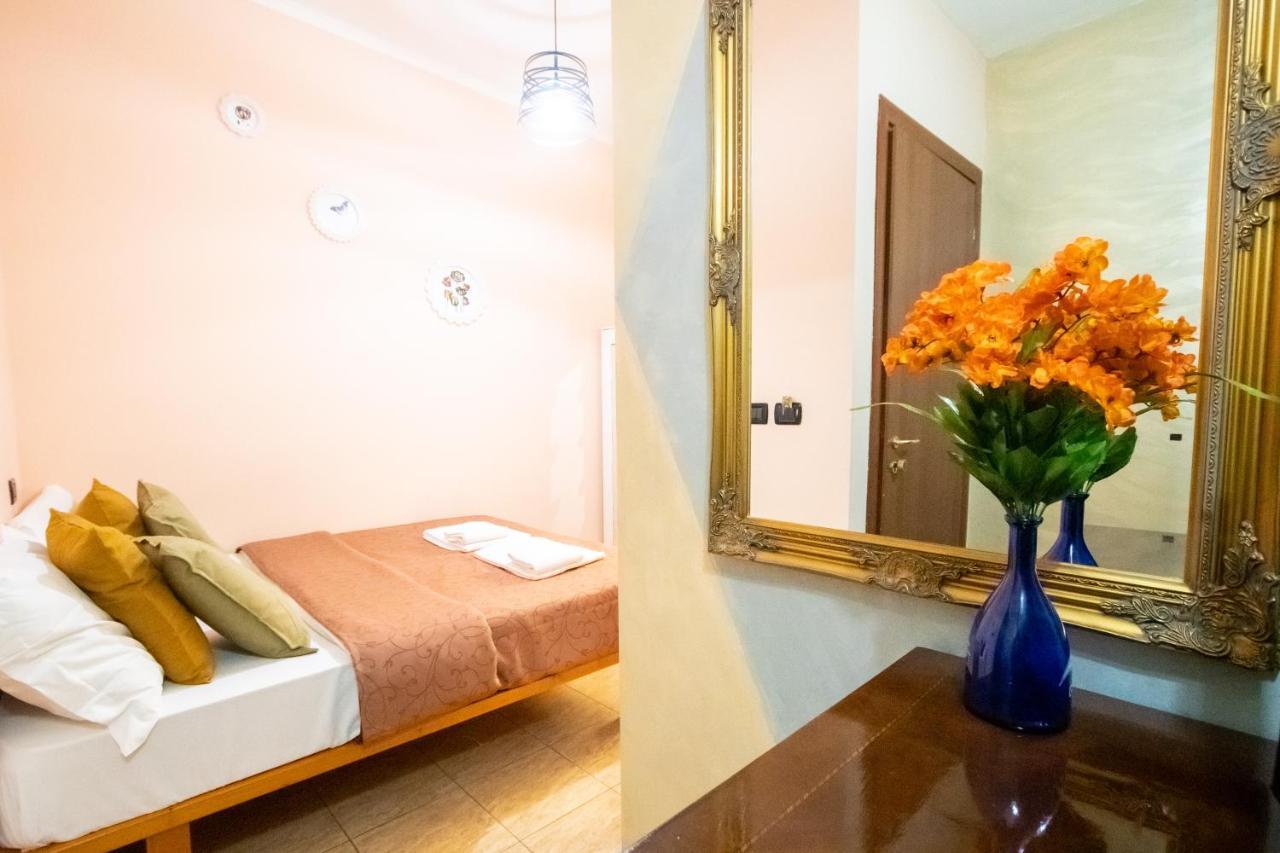 B&B Colorful Suite Yard Рим Екстериор снимка