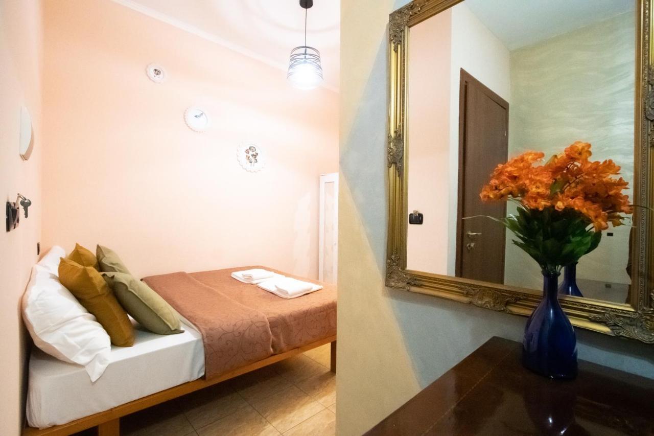 B&B Colorful Suite Yard Рим Екстериор снимка